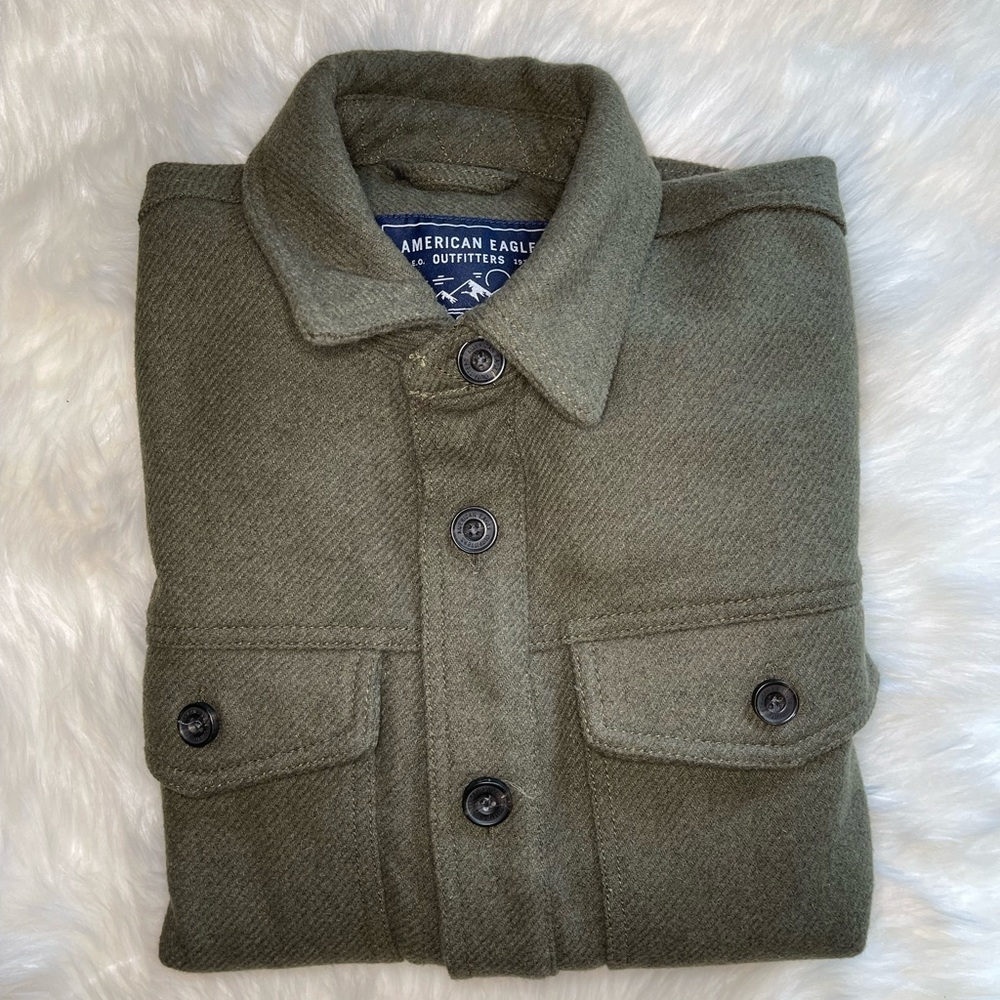 AEO 50% Polyester/40% Wool/10% Vilcose